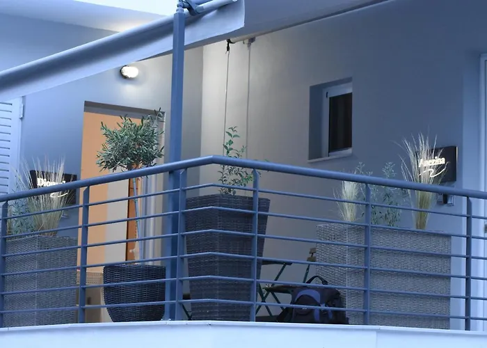 Dionysia-anezina Apartamento Tolón