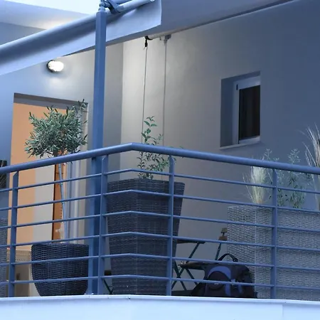 Dionysia-anezina Appartement Tolón