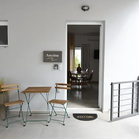 Dionysia Apartment *