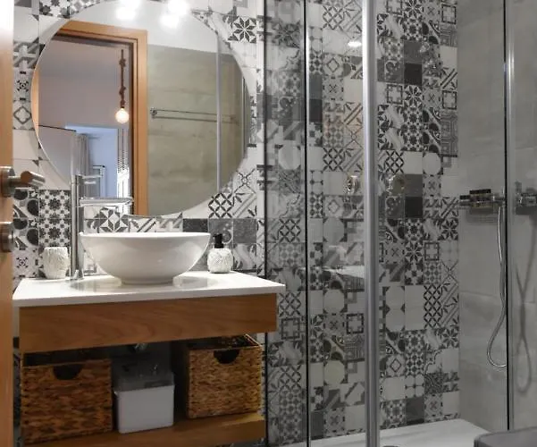 Dionysia-anezina * Toló