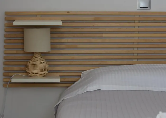 Dionysia-anezina Apartman Toló